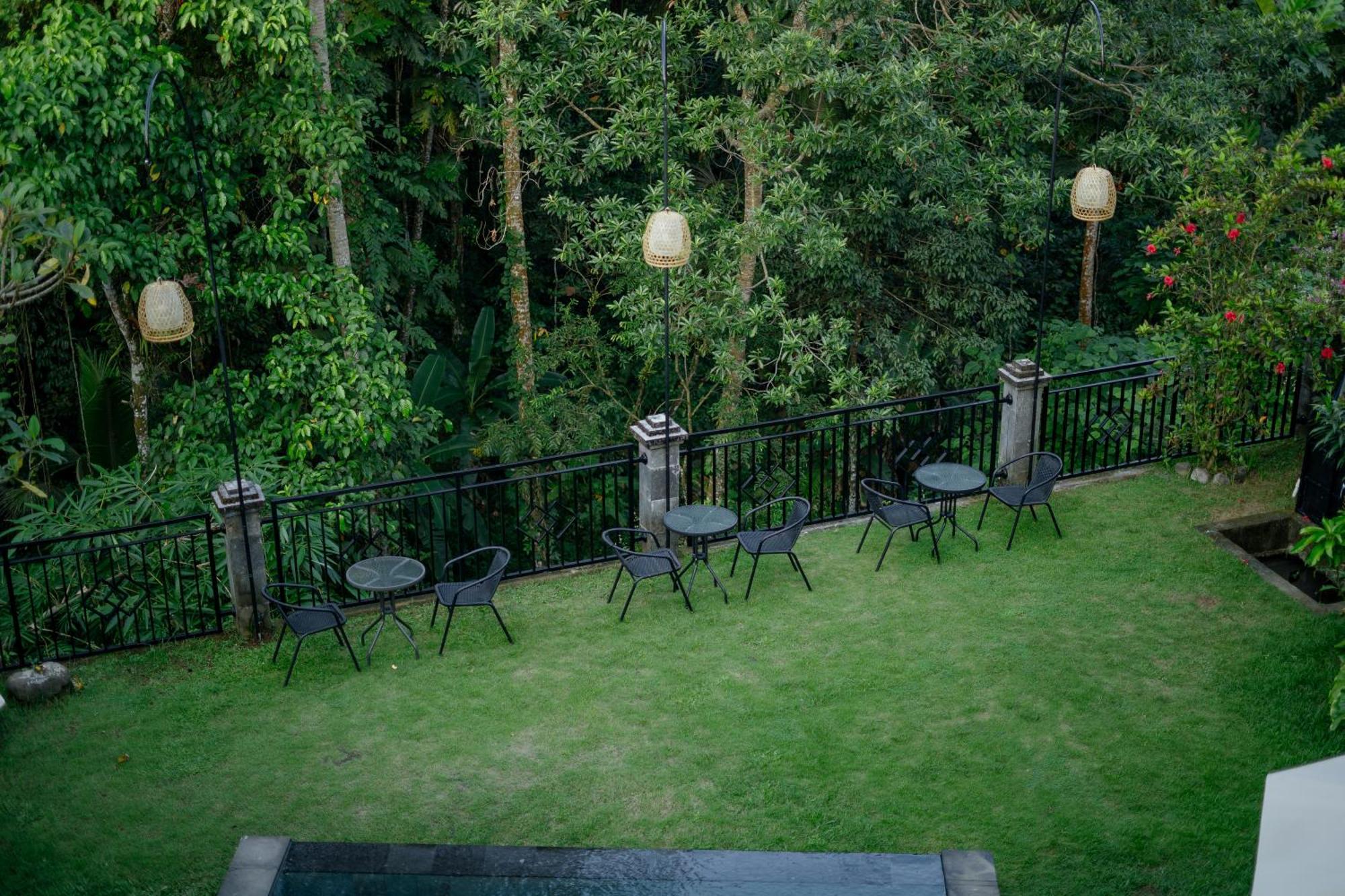 Ahamta By Prasi Hotel Ubud